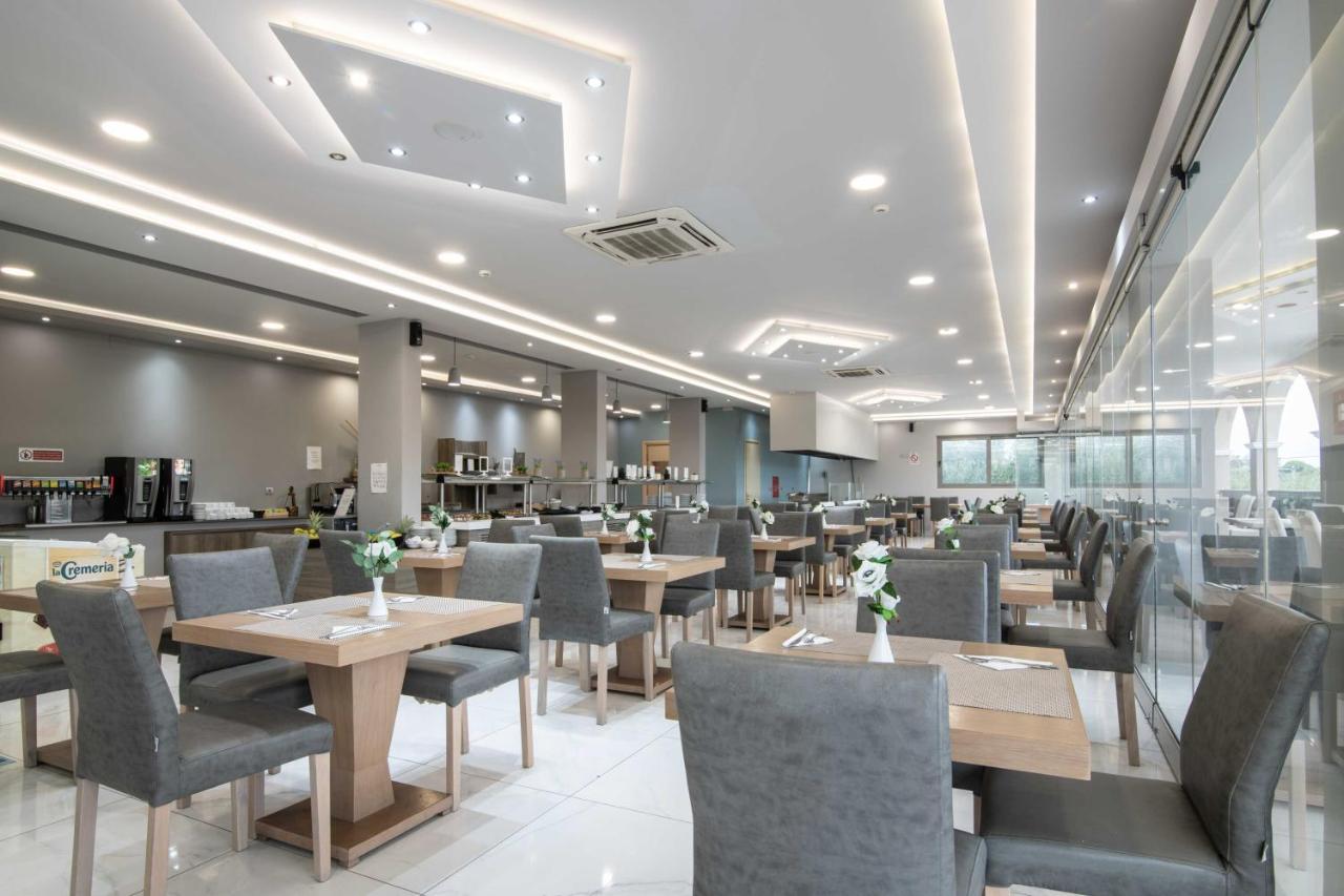 Karras Grande Hotel