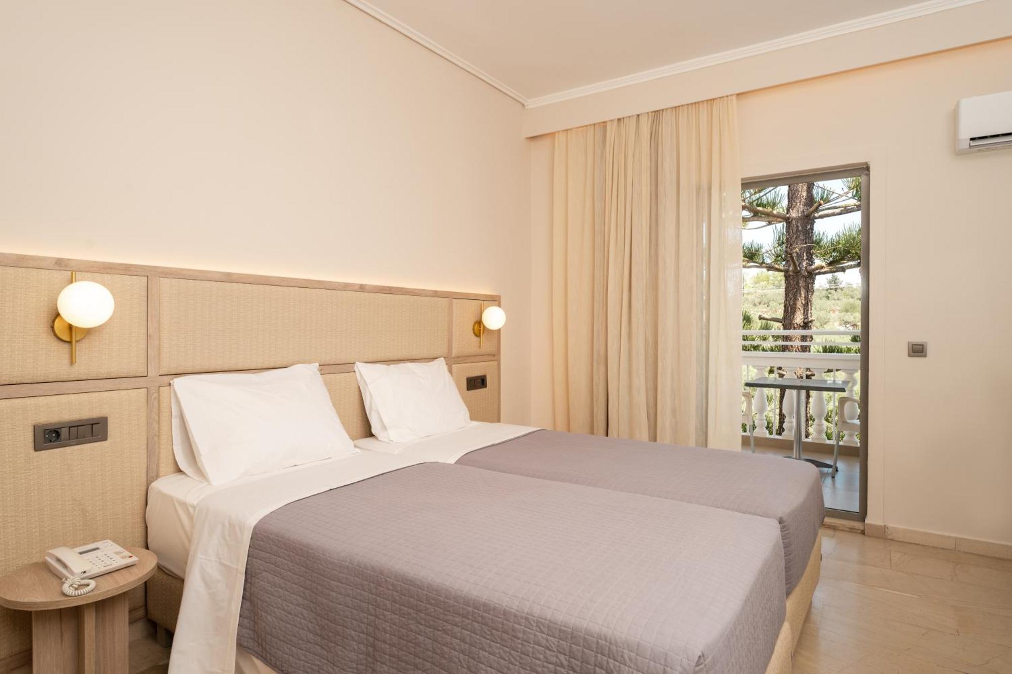 Hotel Karras Grande 4*