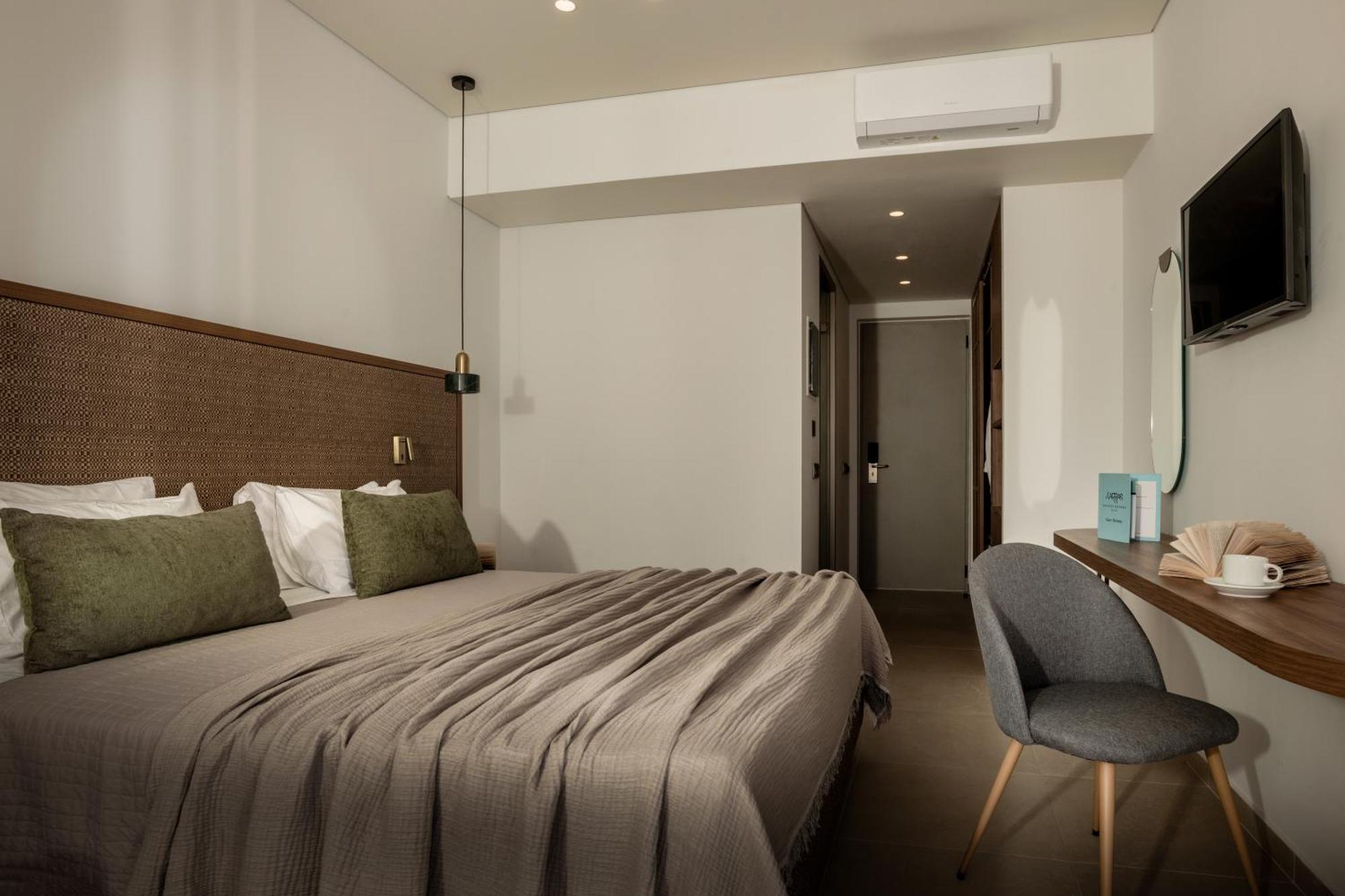 Karras Grande Hotel 4*